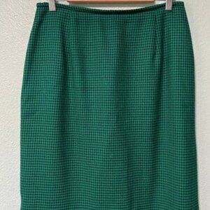 Vintage Jones New York Women's Navy and Green 100% Wool Skirt Size‎ 12